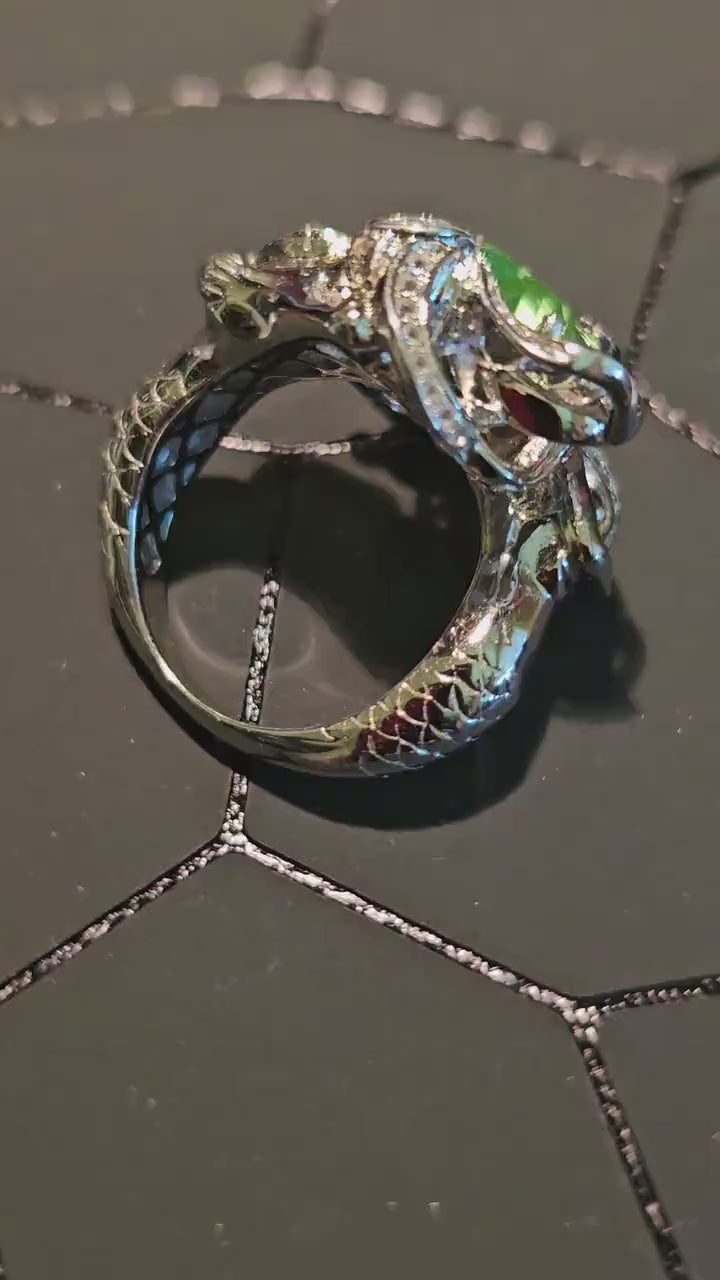 Uranium Glass Round cut Ring size 7 new Abstract style Sterling Silver with a vintage Uranium glass stone that glows under black / UV light