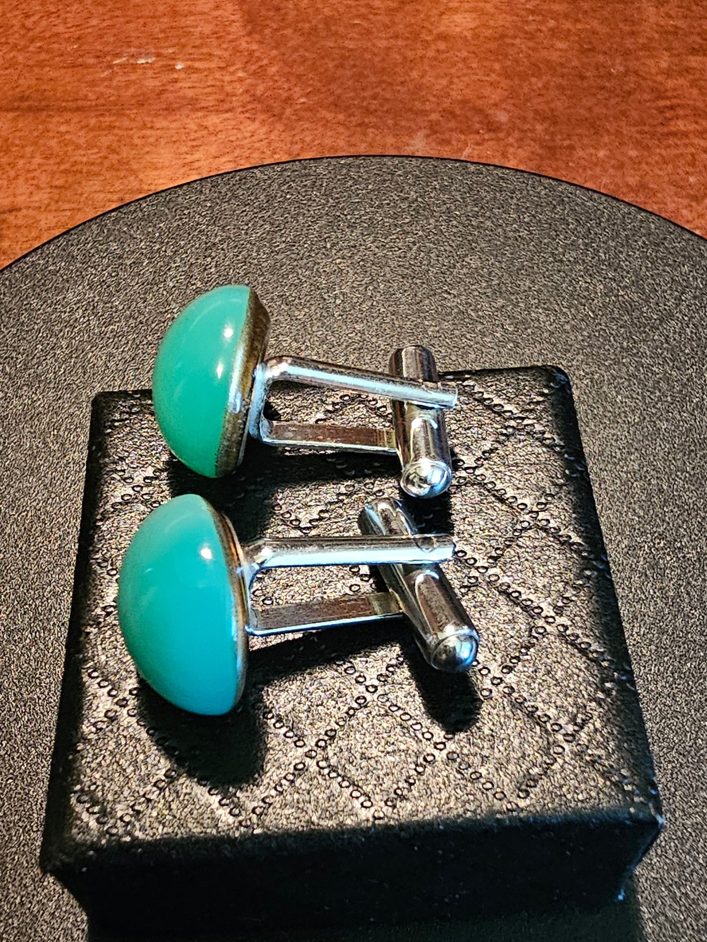 Uranium Glass Cufflinks 15mm / 11mm Round cut Round top vintage Uranium Glass stones in new Sterling Silver that glows under black / UV ligh