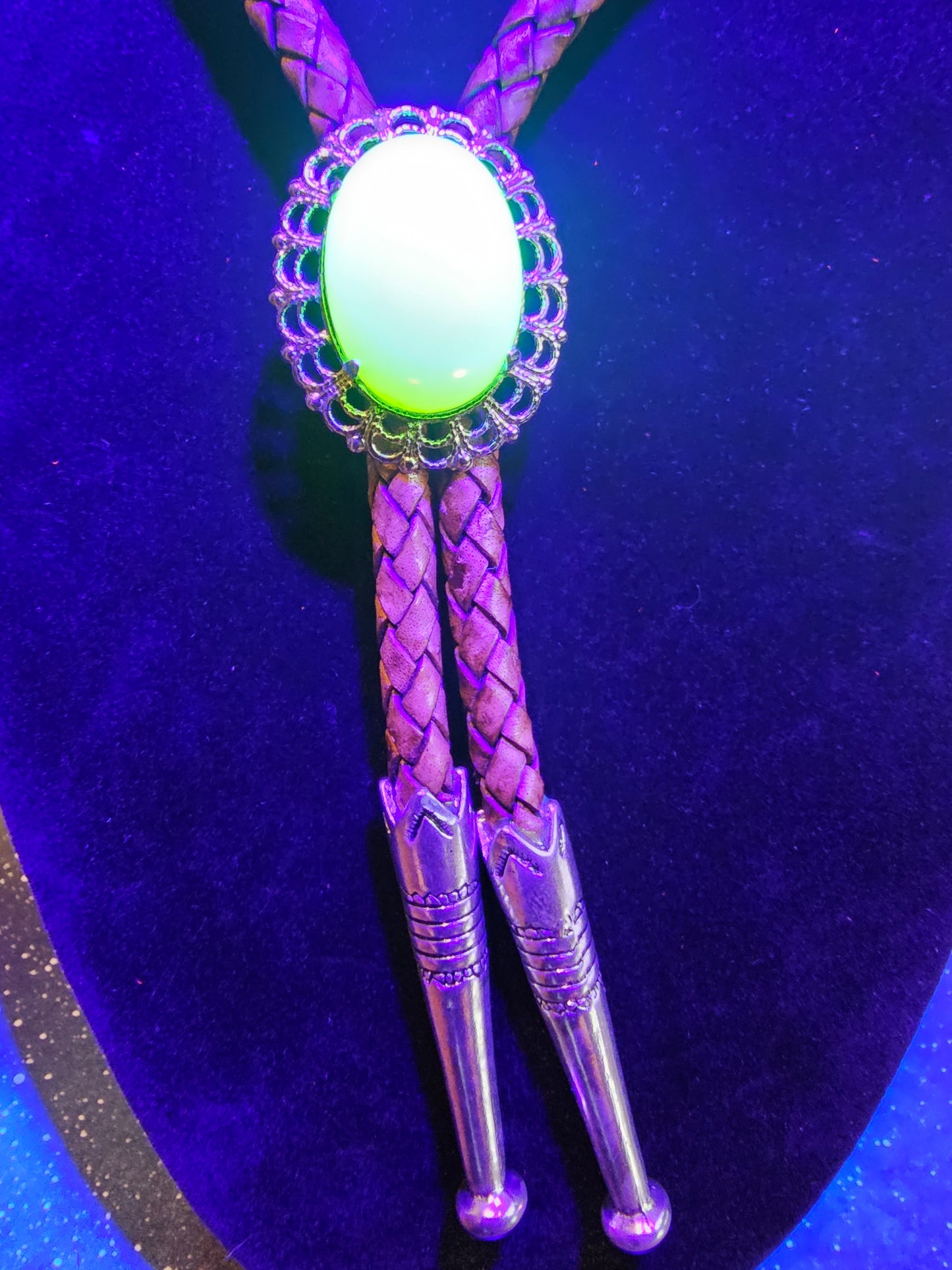 Uranium Glass Bolo Tie large 25x18 mm Oval cut Round top Cabochon cut vintage Uranium Glass stone that glows under black / UV light