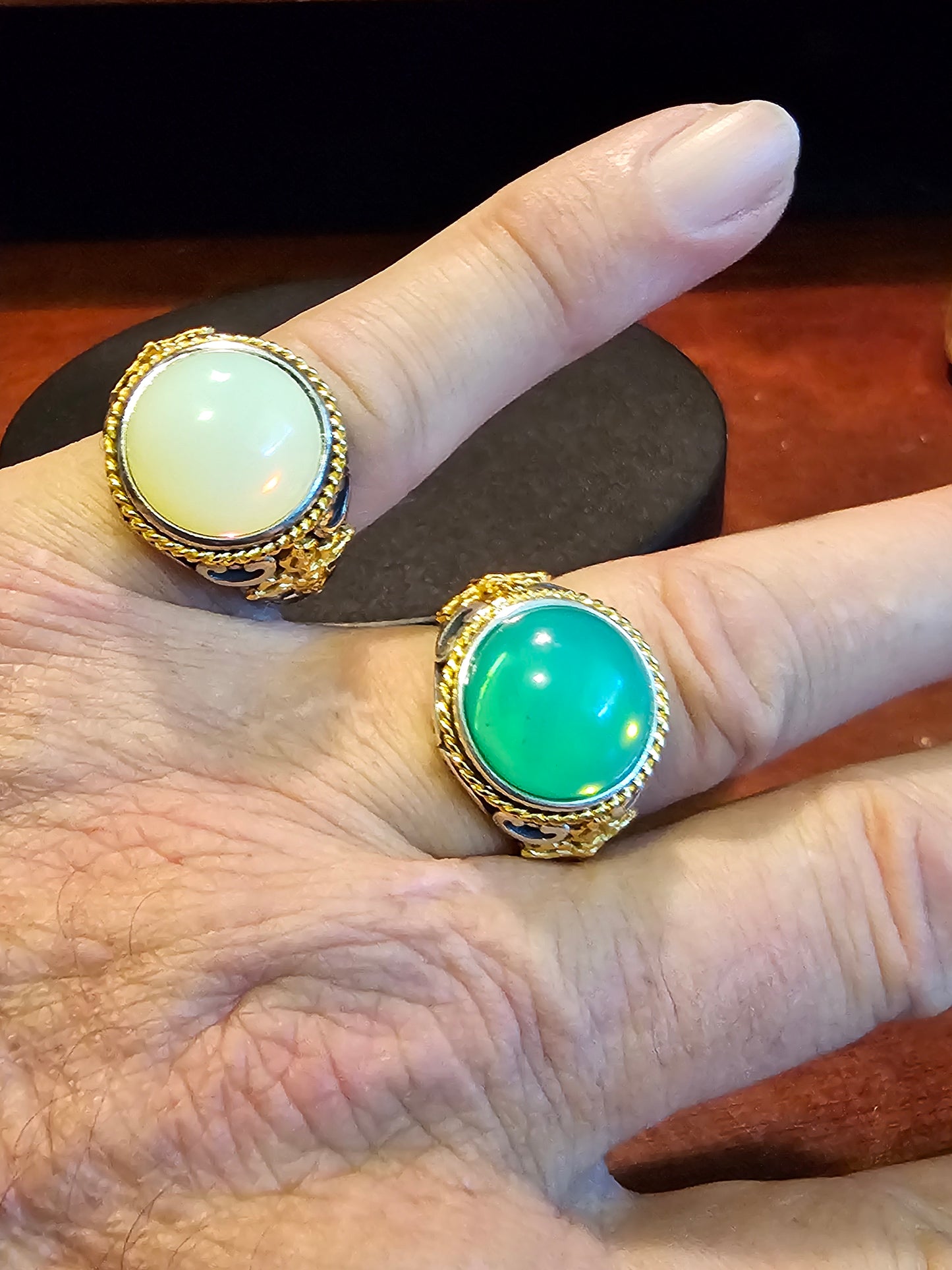 Uranium Glass Men's Ring Adjustable with 15 mm vintage Uranium glass Round cut Cabochon opal colored stone that glows under black / UV light