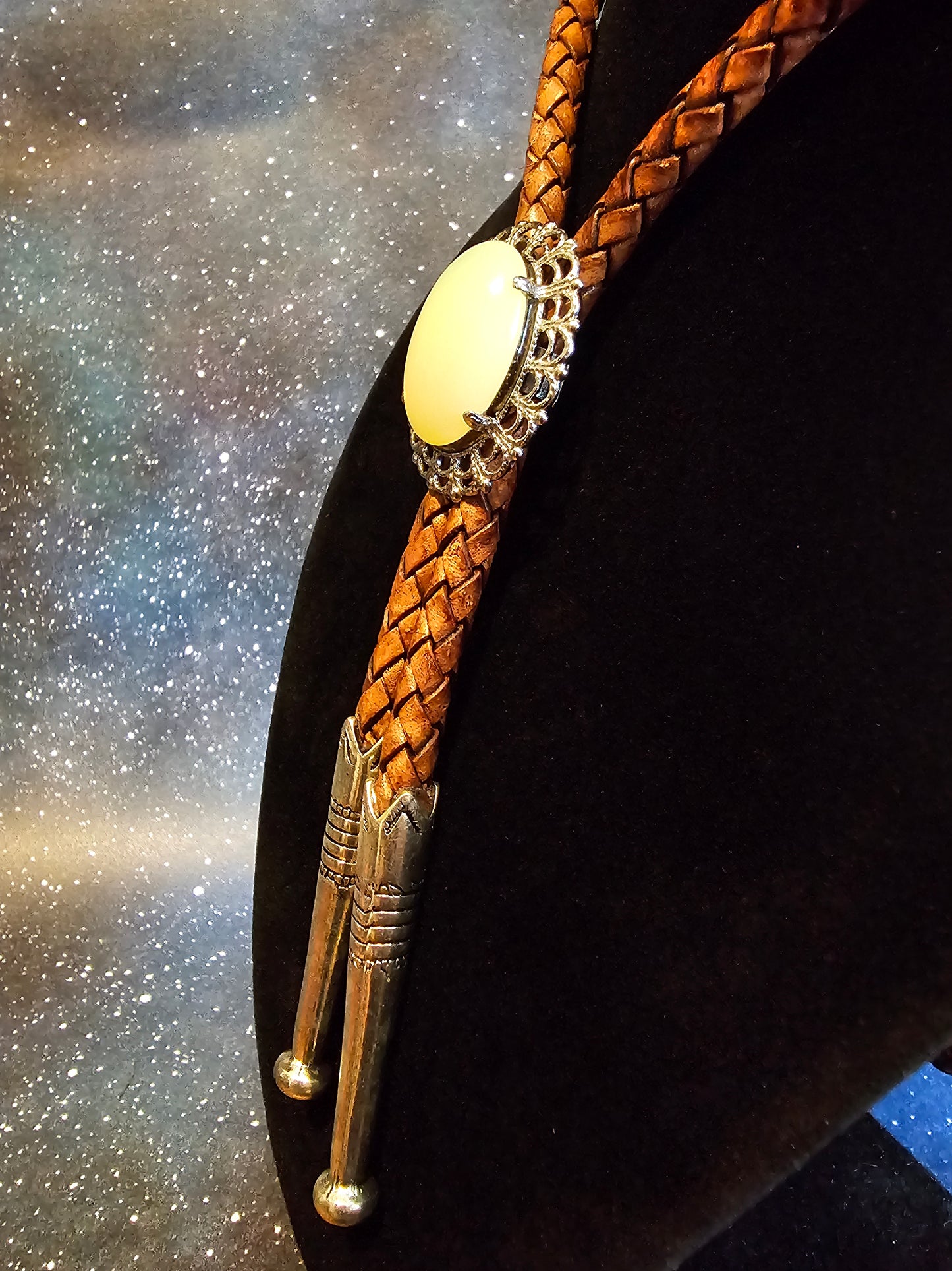 Uranium Glass Bolo Tie large 25x18 mm Oval cut Round top Cabochon cut vintage Uranium Glass stone that glows under black / UV light