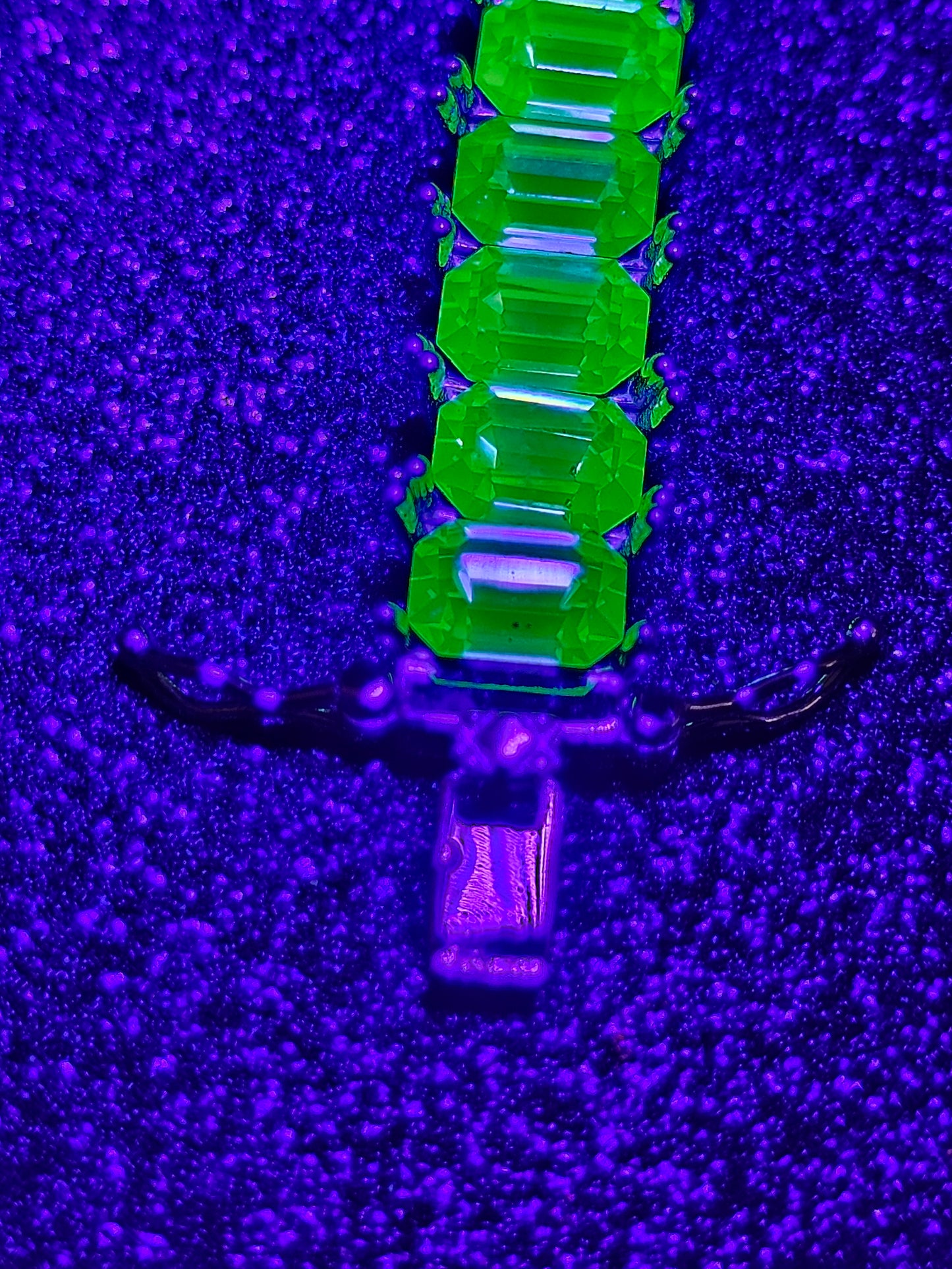 Uranium Glass Tennis Bracelet new Sterling Silver 8 in with 39 vintage Uranium glass Emerald 7x5 mm stones