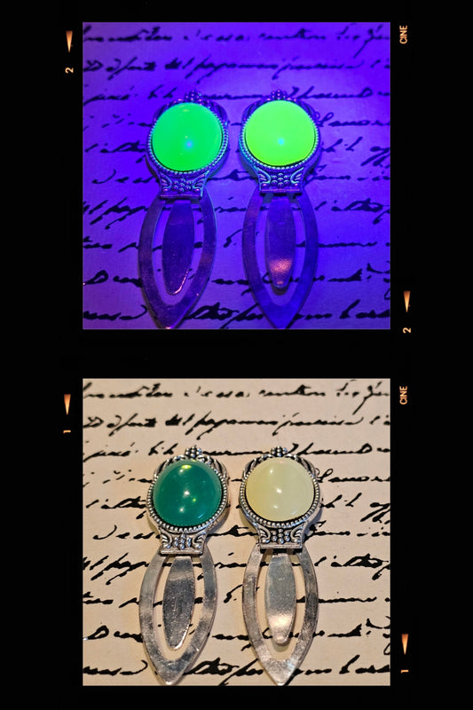 Uranium Glass Bookmarks new Silver color with vintage 25x18 mm Uranium Glass stones in new Sterling Silver that glow under black/UV light